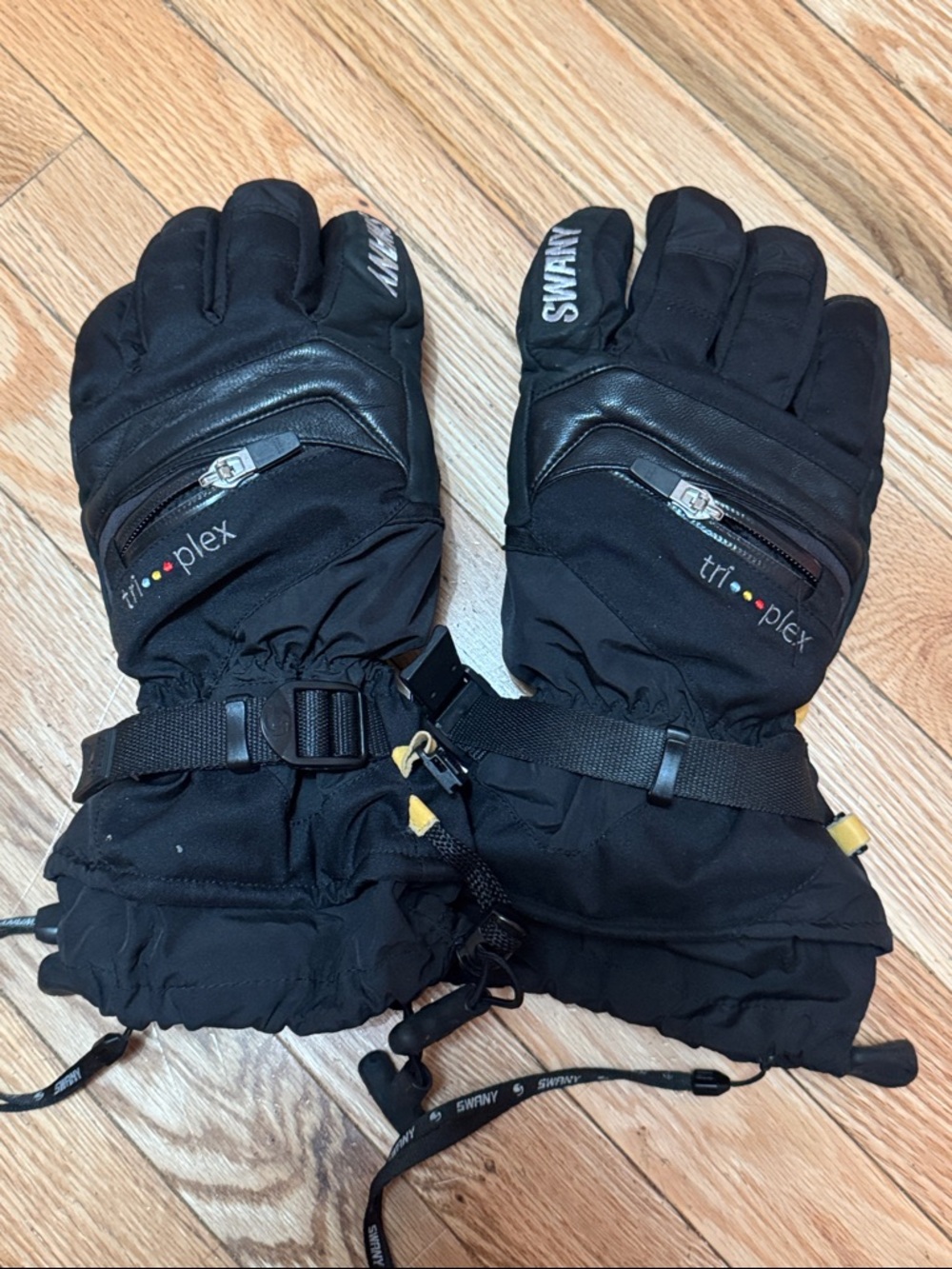 Swany Black Tri-Plex Insulated Ski Gloves